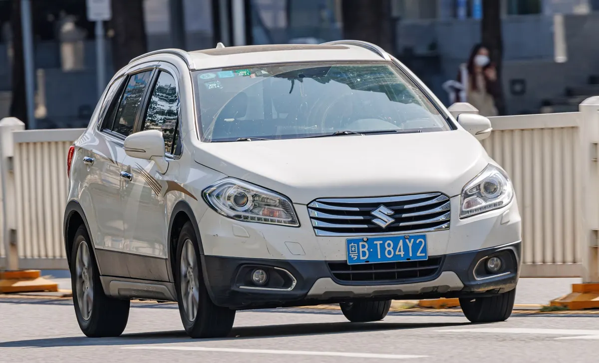 Suzuki S-Cross
